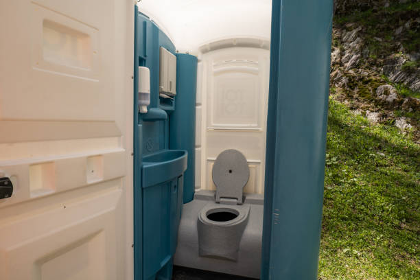 Types of Portable Toilets We Offer in Weatherford, OK